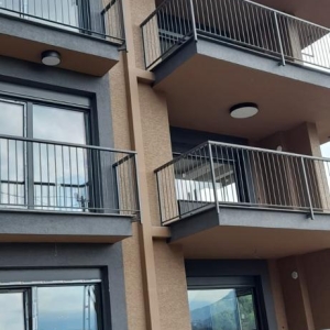 8a7ac56e-ff9d-438b-beba-f5a593c8876a